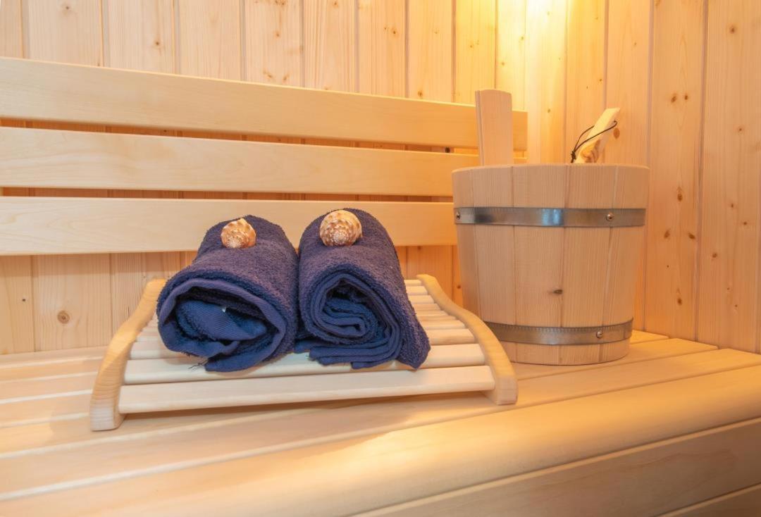 Sielhuus 5, Ferienwohnung Mit Sauna In Fedderwardersiel บุทยาดิงเงน ภายนอก รูปภาพ